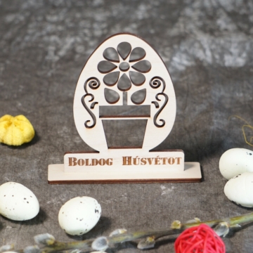 "Boldog Húsvétot" virág mintás gravírozott asztaldísz